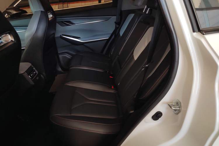 Used CHANGAN CS75 PLUS 2022 Second-Generation 2.0T Automatic Prestige Model Interior 4