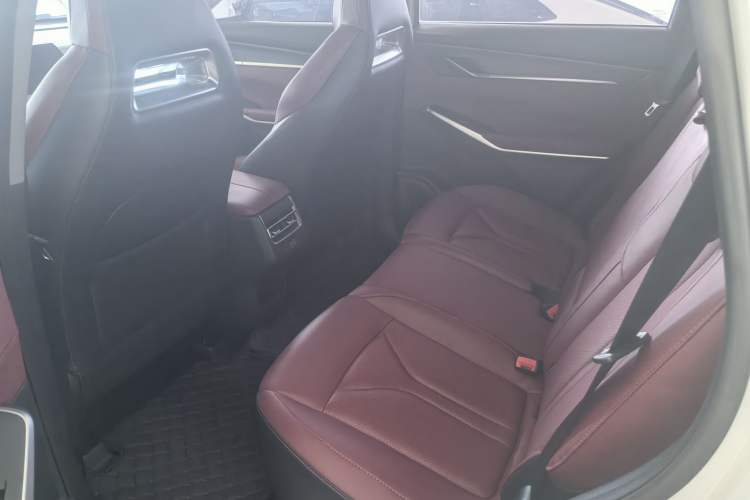 Used CHANGAN CS75 PLUS 2022 2nd Generation 1.5T Automatic Prestige Version Interior 4