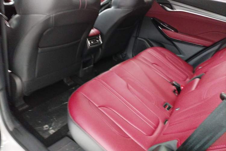 Used CHANGAN CS75 PLUS 2022 Classic Edition 1.5T Automatic Pioneer Model Interior 4