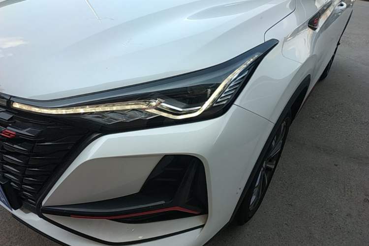 Used CHANGAN CS75 PLUS 2022 2.0T Automatic Flagship Edition Left Front Headlight