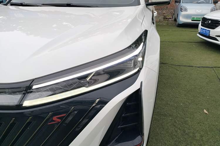 Used CHANGAN CS75 PLUS 2022 2nd Generation 1.5T Automatic Prestige Version Left Front Headlight