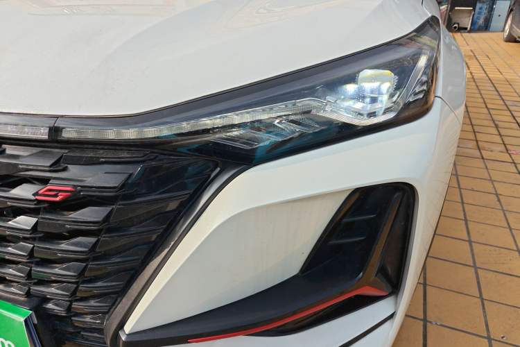 Used CHANGAN CS75 PLUS 2022 1.5T Automatic Luxury Model Left Front Headlight