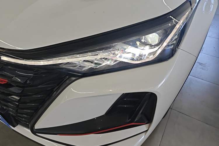 Used CHANGAN CS75 PLUS 2022 1.5T Automatic Luxury Model Left Front Headlight