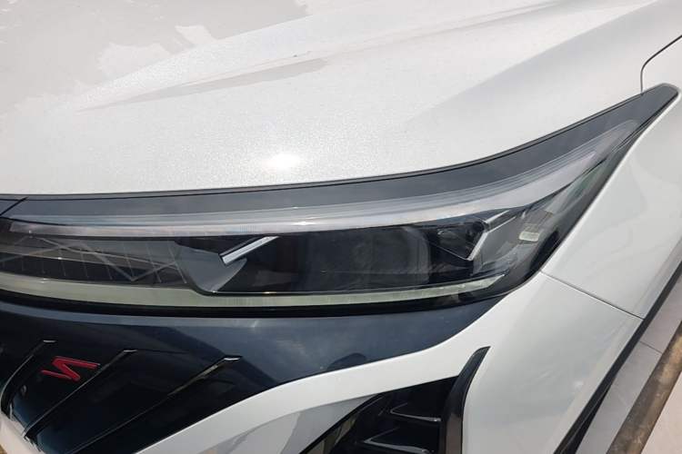 Used CHANGAN CS75 PLUS 2022 2nd Generation 1.5T Automatic Prestige Version Left Front Headlight