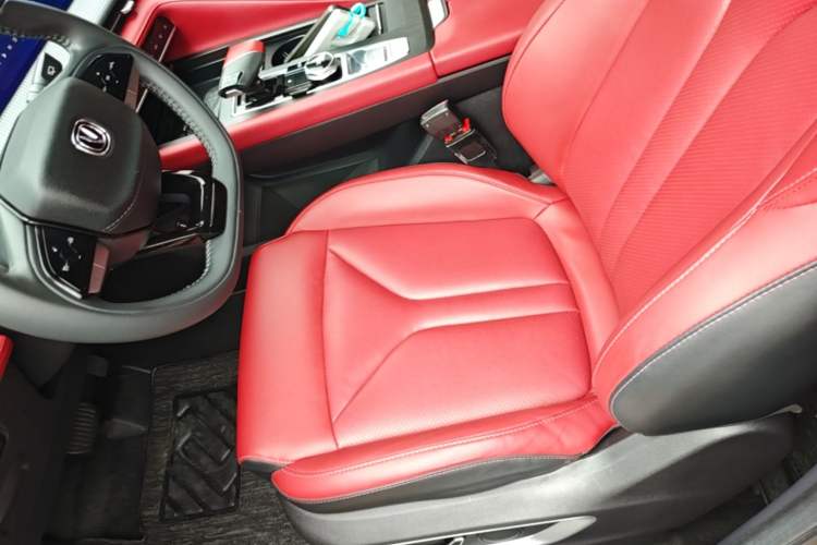 Used CHANGAN CS75 PLUS 2022 2nd Generation 1.5T Automatic Luxury Version Left Front Seat