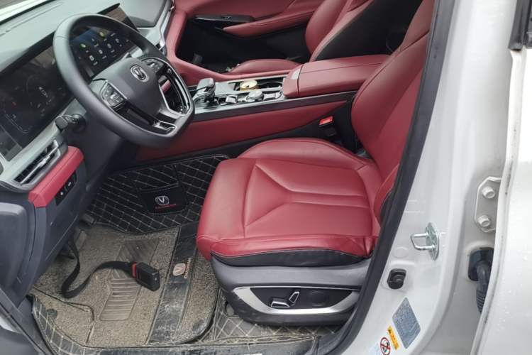 Used CHANGAN CS75 PLUS 2022 2.0T Automatic Pilot Version Left Front Seat