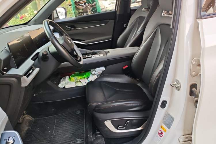 Used CHANGAN CS75 PLUS 2022 2nd Generation 1.5T Automatic Prestige Version Left Front Seat