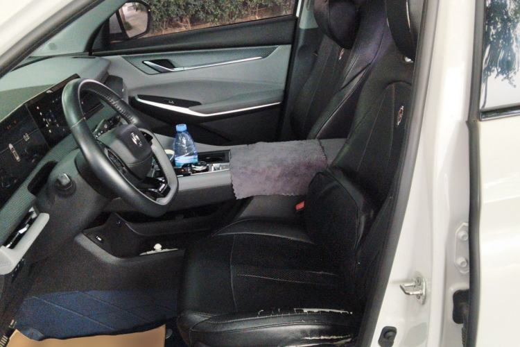 Used CHANGAN CS75 PLUS 2022 2nd Generation 1.5T Automatic Prestige Version Left Front Seat
