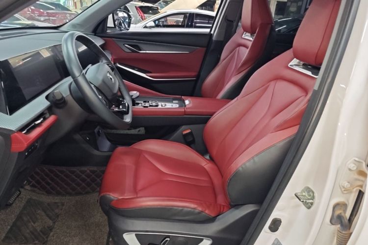 Used CHANGAN CS75 PLUS 2022 Second-Generation 2.0T Automatic Prestige Model Left Front Seat