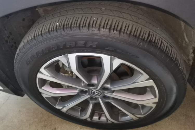Used CHANGAN CS75 PLUS 2022 2.0T Automatic Pilot Version Left Front Wheel Hub
