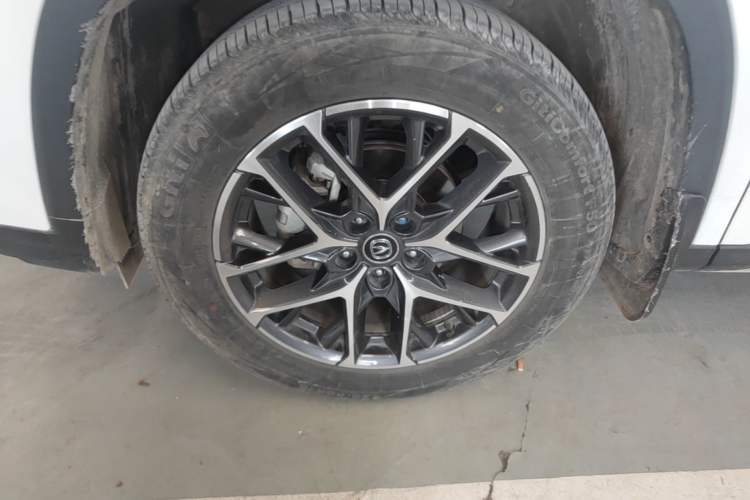 Used CHANGAN CS75 PLUS 2022 Classic Edition 1.5T Automatic Pioneer Model Left Front Wheel Hub