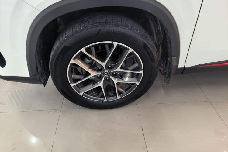 Used CHANGAN CS75 PLUS 2022 2nd Generation 1.5T Automatic Prestige Version Left Front Wheel Hub