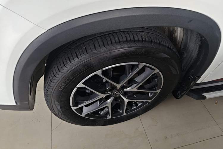 Used CHANGAN CS75 PLUS 2022 Classic Edition 1.5T Automatic Pioneer Model Left Front Wheel Hub