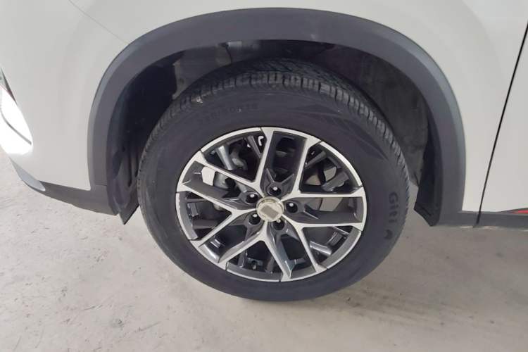 Used CHANGAN CS75 PLUS 2022 Classic Edition 1.5T Automatic Pioneer Model Left Front Wheel Hub