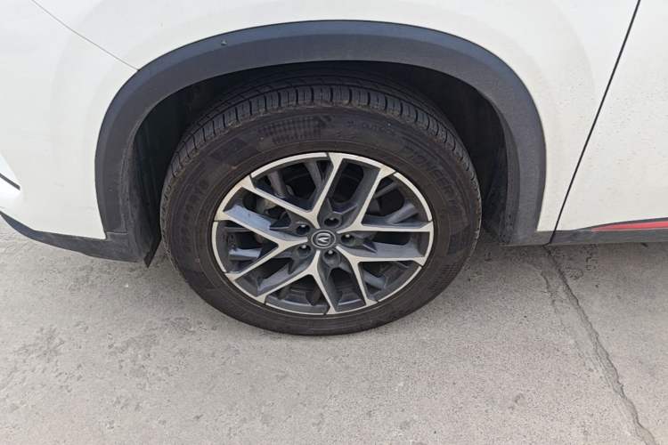 Used CHANGAN CS75 PLUS 2022 Classic Edition 1.5T Automatic Pioneer Model Left Front Wheel Hub