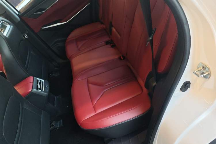 Used CHANGAN CS75 PLUS 2022 2nd Generation 1.5T Automatic Luxury Version Left Rear Seat