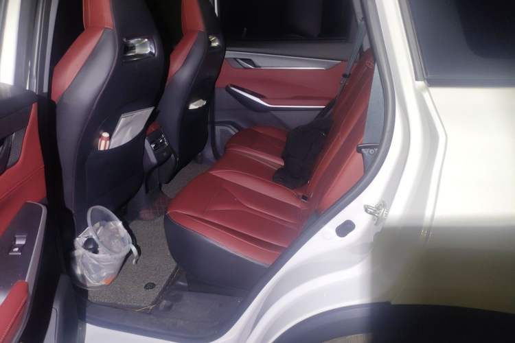 Used CHANGAN CS75 PLUS 2022 2nd Generation 1.5T Automatic Luxury Edition Left Rear Seat