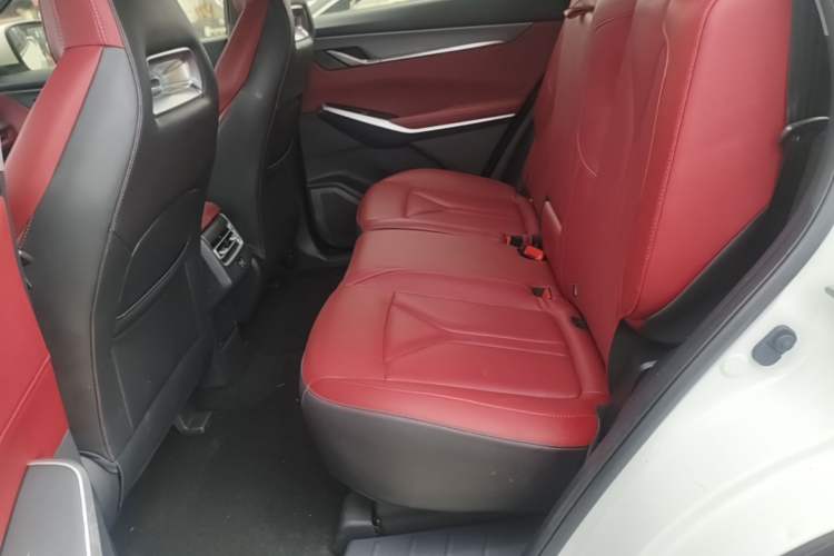 Used CHANGAN CS75 PLUS 2022 2nd Generation 1.5T Automatic Prestige Version Left Rear Seat