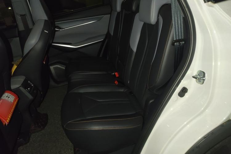 Used CHANGAN CS75 PLUS 2022 2nd Generation 1.5T Automatic Prestige Version Left Rear Seat