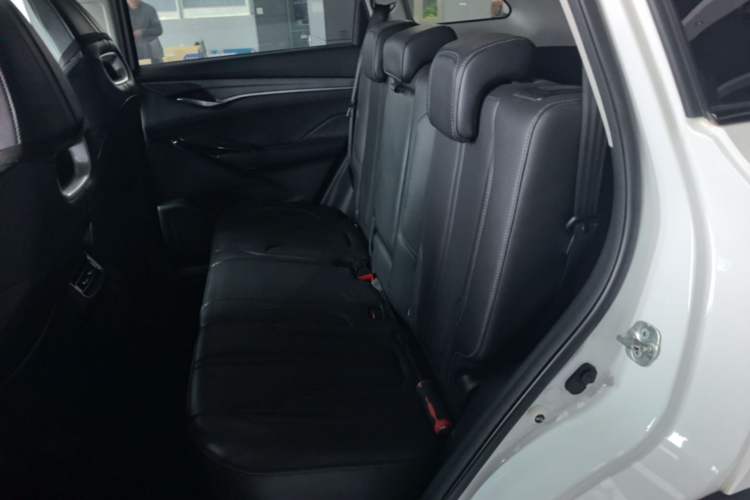 Used CHANGAN CS75 PLUS 2022 Classic Edition 1.5T Automatic Pioneer Model Left Rear Seat