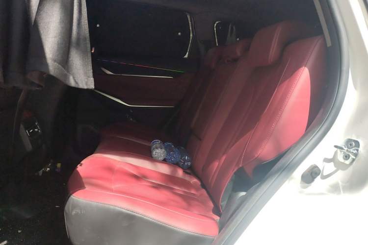 Used CHANGAN CS75 PLUS 2022 2nd Generation 1.5T Automatic Prestige Version Left Rear Seat