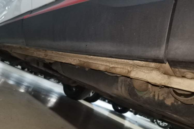 Used CHANGAN CS75 PLUS 2022 2.0T Automatic Pilot Version Left Side Sill