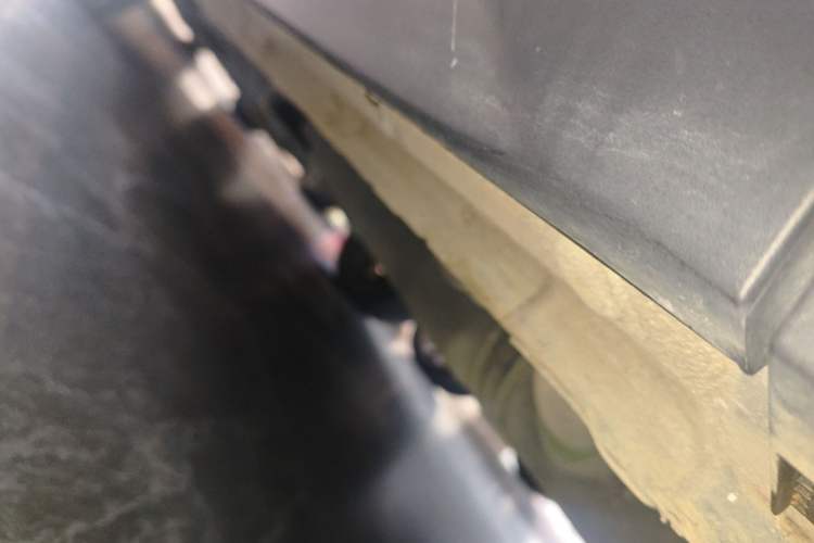 Used CHANGAN CS75 PLUS 2022 2nd Generation 1.5T Automatic Luxury Version Left Side Sill