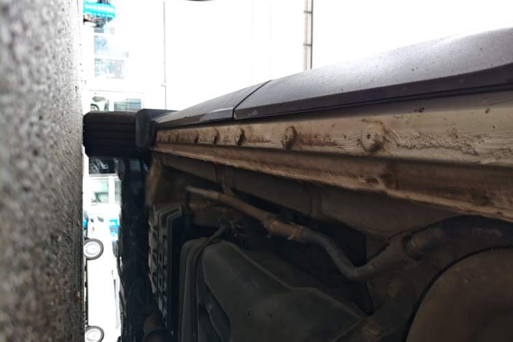 Used CHANGAN CS75 PLUS 2022 2nd Generation 1.5T Automatic Luxury Version Left Side Sill