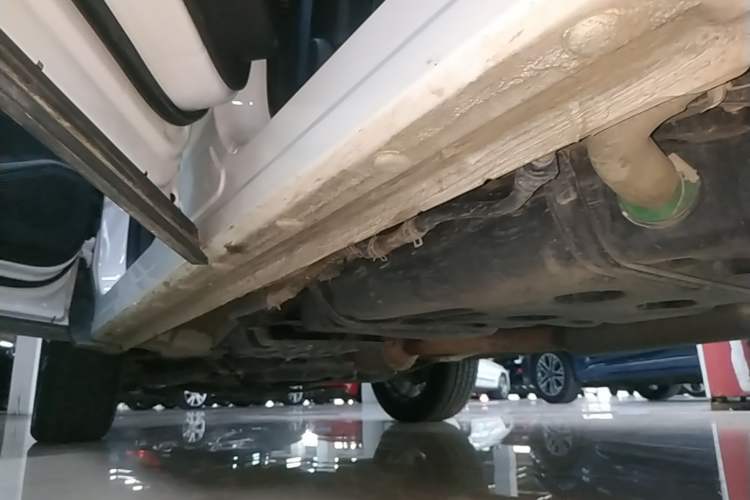 Used CHANGAN CS75 PLUS 2022 Second-Generation 2.0T Automatic Prestige Model Left Side Sill