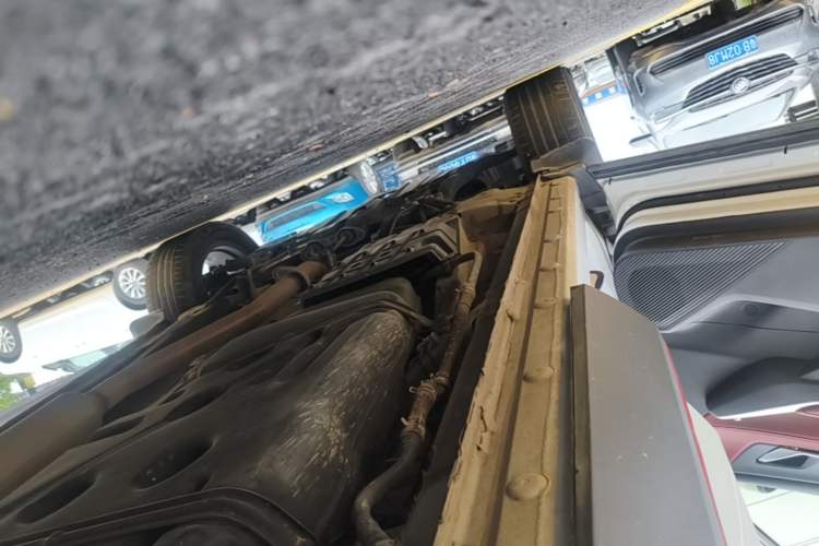 Used CHANGAN CS75 PLUS 2022 2nd Generation 1.5T Automatic Prestige Version Left Side Sill
