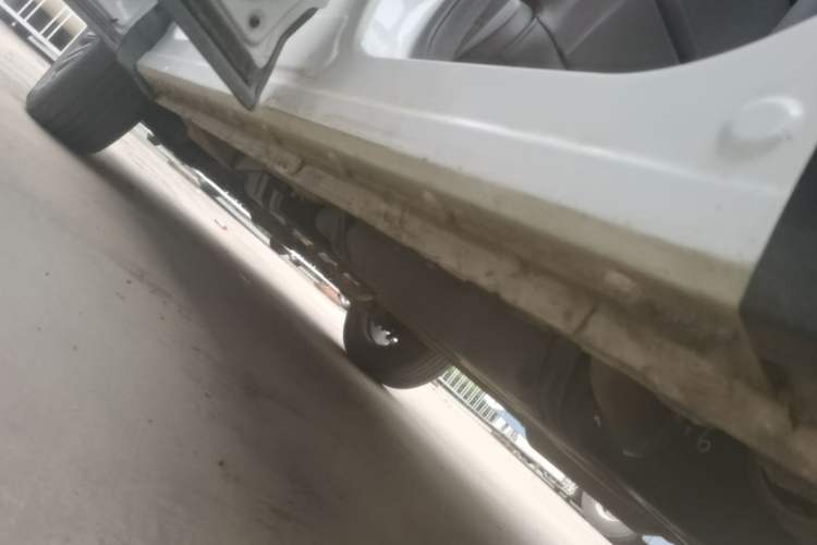 Used CHANGAN CS75 PLUS 2022 1.5T Automatic Luxury Model Left Side Sill
