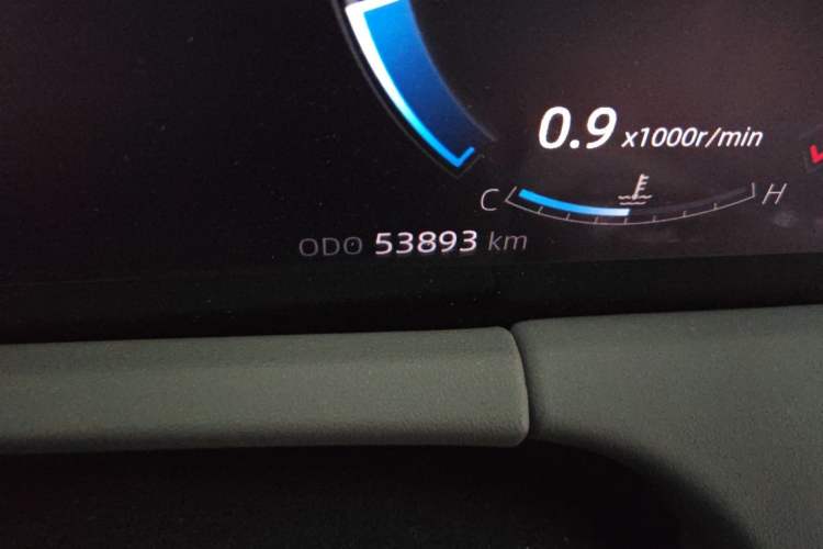 Used CHANGAN CS75 PLUS 2022 2.0T Automatic Flagship Edition Odometer Close Up