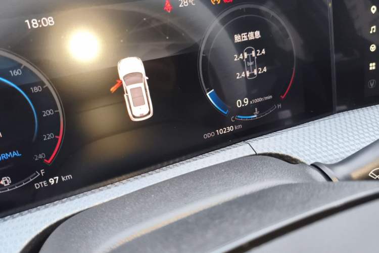 Used CHANGAN CS75 PLUS 2022 2nd Generation 1.5T Automatic Luxury Edition Odometer Close Up