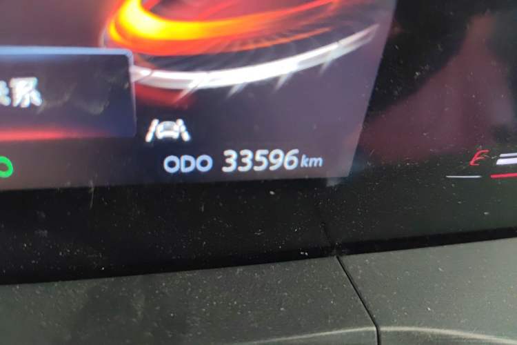 Used CHANGAN CS75 PLUS 2022 Classic Edition 1.5T Automatic Pioneer Model Odometer Close Up