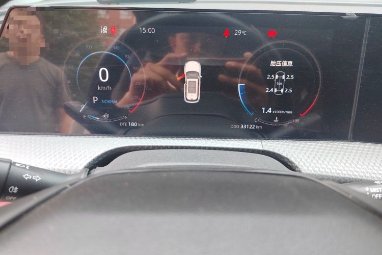 Used CHANGAN CS75 PLUS 2022 2nd Generation 1.5T Automatic Luxury Edition Odometer Close Up