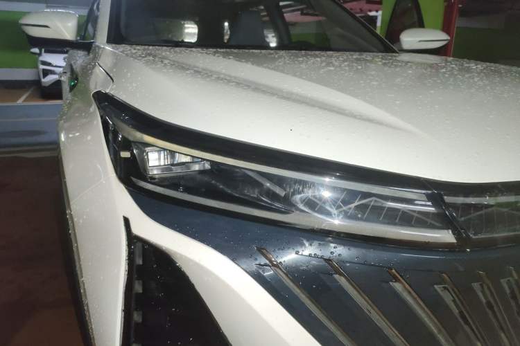Used CHANGAN CS75 PLUS 2022 2nd Generation 1.5T Automatic Prestige Version Right Front Headlight