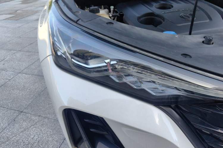 Used CHANGAN CS75 PLUS 2022 1.5T Automatic Luxury Model Right Front Headlight