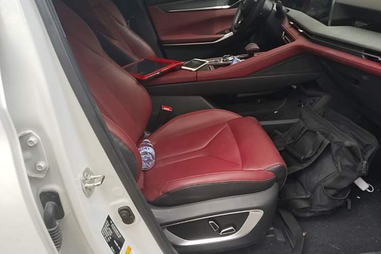 Used CHANGAN CS75 PLUS 2022 2nd Generation 1.5T Automatic Prestige Version Right Front Seat