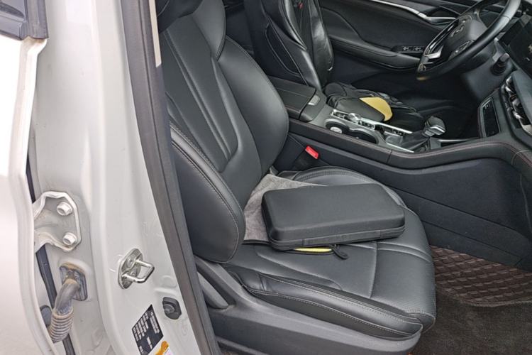 Used CHANGAN CS75 PLUS 2022 Classic Edition 1.5T Automatic Pioneer Model Right Front Seat