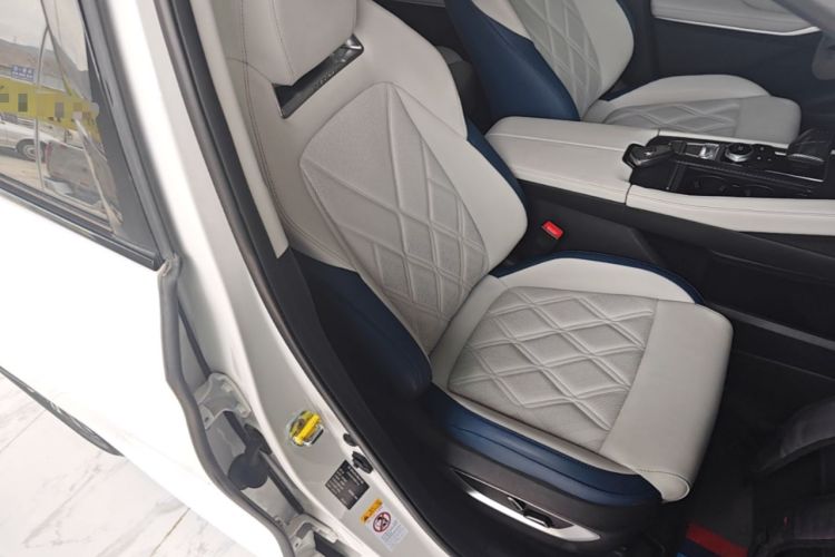 Used CHANGAN CS75 PLUS 2022 2nd Generation 2.0T Automatic Flagship Version Right Front Seat
