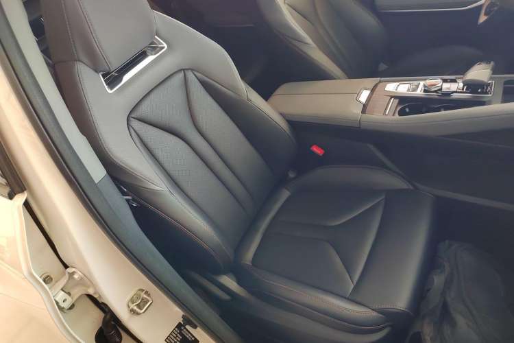 Used CHANGAN CS75 PLUS 2022 Second-Generation 2.0T Automatic Prestige Model Right Front Seat