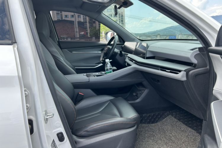 Used CHANGAN CS75 PLUS 2022 2nd Generation 1.5T Automatic Luxury Version Right Front Seat