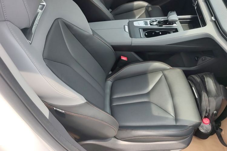 Used CHANGAN CS75 PLUS 2022 2nd Generation 1.5T Automatic Prestige Version Right Front Seat