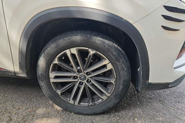 Used CHANGAN CS75 PLUS 2022 1.5T Automatic Prestige Model Right Front Wheel Hub