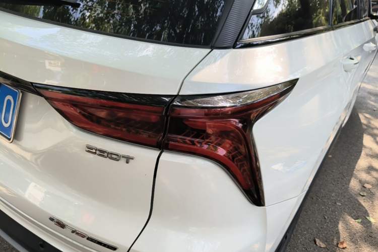 Used CHANGAN CS75 PLUS 2022 Classic Edition 1.5T Automatic Pioneer Model Right Rear Taillight