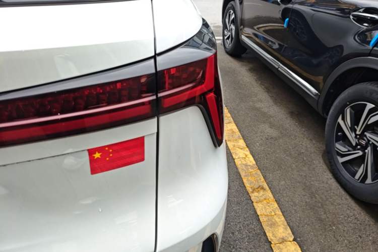 Used CHANGAN CS75 PLUS 2022 2nd Generation 1.5T Automatic Luxury Version Right Rear Taillight