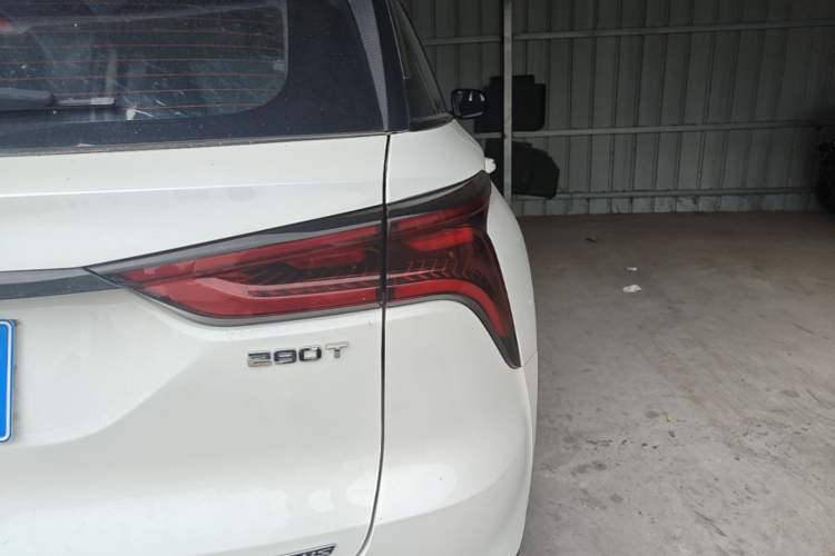 Used CHANGAN CS75 PLUS 2022 1.5T Automatic Luxury Model Right Rear Taillight