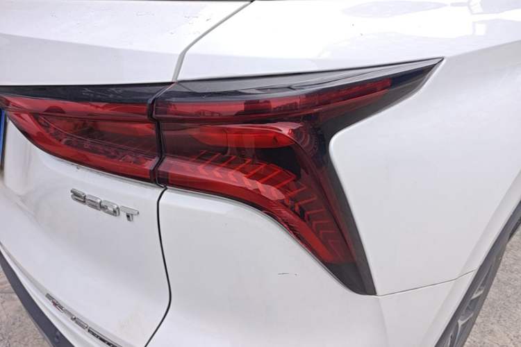 Used CHANGAN CS75 PLUS 2022 Classic Edition 1.5T Automatic Pioneer Model Right Rear Taillight