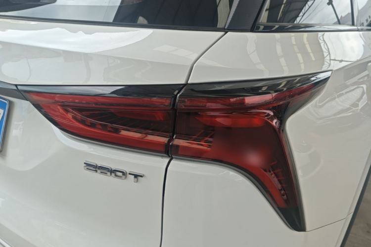 Used CHANGAN CS75 PLUS 2022 Classic Edition 1.5T Automatic Pioneer Model Right Rear Taillight