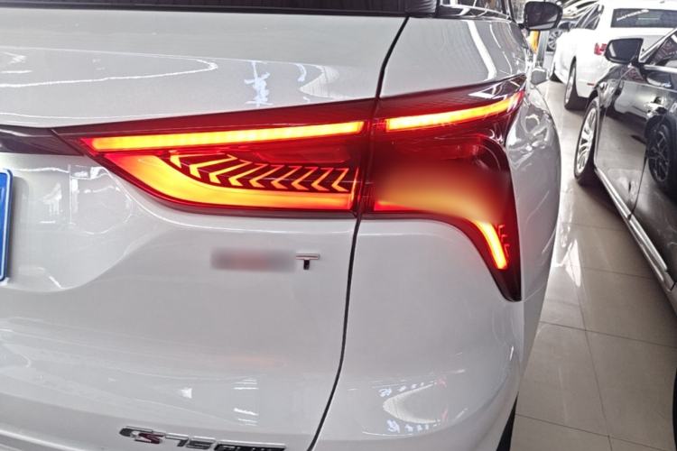 Used CHANGAN CS75 PLUS 2022 Classic Edition 1.5T Automatic Pioneer Model Right Rear Taillight